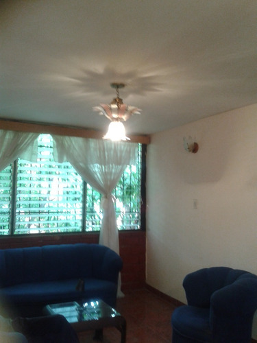 Imagen 8 de 12 de Apartamento En Guatire. Las Rosas