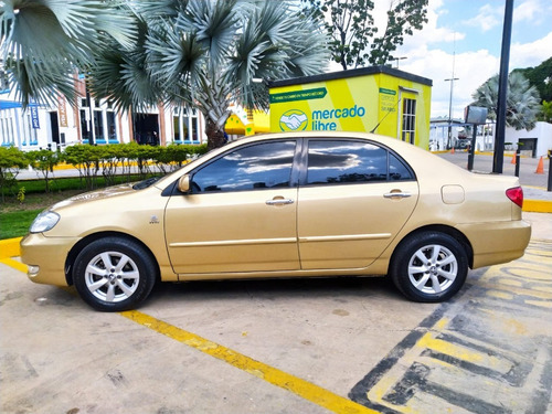 Imagen 3 de 16 de Toyota Corolla Xli