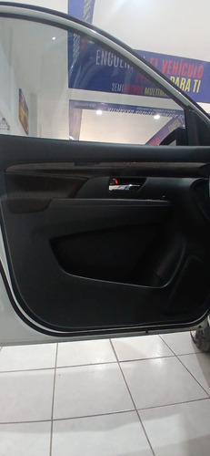 Excelente Camioneta De 3 Filas Para 7 Pasajeros