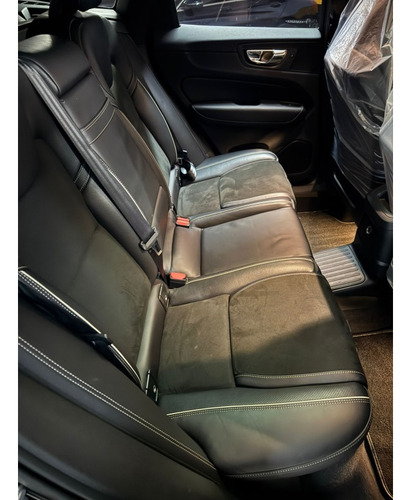 Volvo XC60 2.0 T8 HYBRID R-DESIGN AWD GEARTRONIC