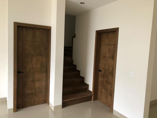 Imagen 4 de 10 de Casa Sola En Venta Las Quintas