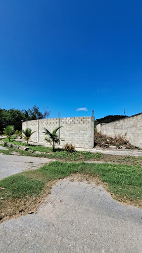 En Venta Terreno De Esquina La Urb. Valle Fresco Turmero Aragua, Sk