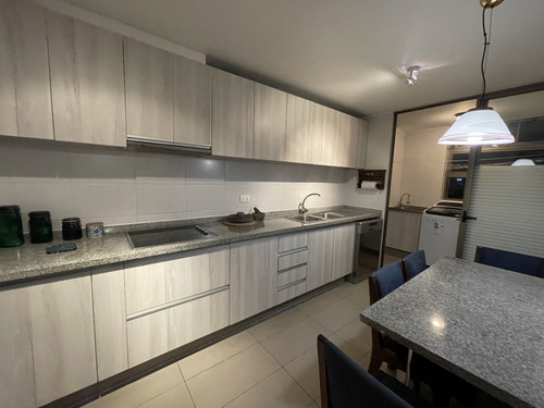 Amplio Departamento-almagro Vista Poniente-excelente Estado