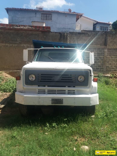 Imagen 3 de 7 de Camion Chevrolet C60 Tipo Volteo
