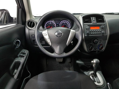 Imagem 10 de 15 de Nissan Versa Sv 1.6 Cvt Xtronic Flex