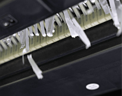 Triturador De Papel E Cartões 18 Folhas Com Fácil Mobilidade