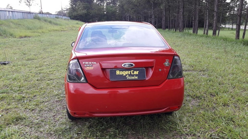 Imagem 13 de 15 de Ford Fiesta Sed 1.6