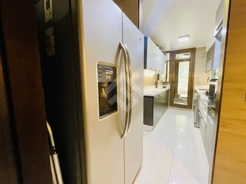 Departamento En Venta La Dehesa El Tranque Lo Barnechea