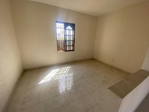 Casa En Venta En Veracruz Con Hab En P.b. Col Centro