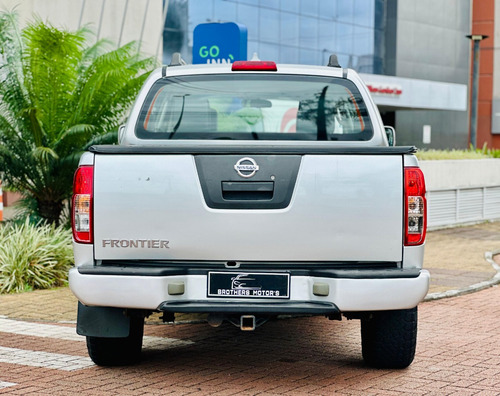 Nissan Frontier 2.5 S Cab. Dupla 4x4 4p