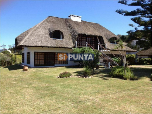 Imagen 2 de 17 de Casa En Venta - Pinares