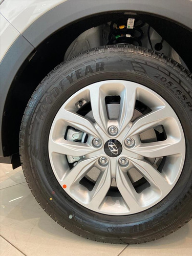 Imagem 8 de 8 de Hyundai Creta Creta 1.6 At Action