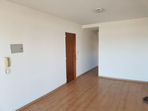 Imagen 9 de 13 de Departamento · 1 Dormitorio · 48m2 · Balcón