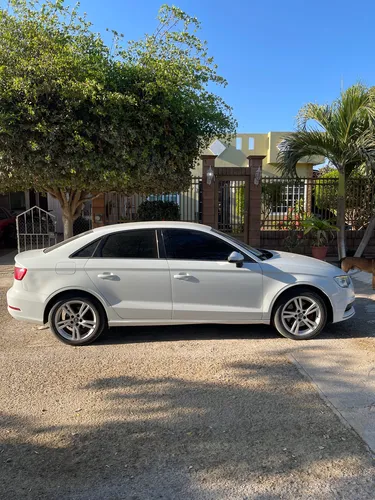 Audi A3 1.8 Ambiente At
