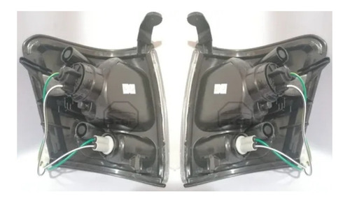 Imagen 1 de 3 de Direccional Faro Toyota Hilux Hirider 2003 A 2005 Juego