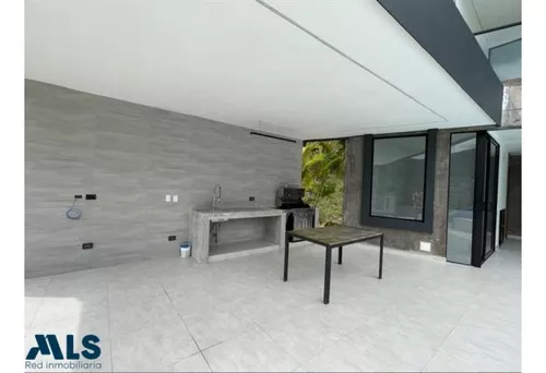 Hermosa Casa Moderna En El Escobero(mls#242569)