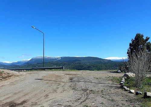 Imagen 6 de 30 de Grupo Patagonia Vende Lote En Faldeos De Chapelco. Excelentes Vistas. Pleno Sol Todo El Año. A Sólo 6 Kms. De La Ciudad. (todos Los Servicios Subterráneos) San Martín De Los Andes, Patagonia Argentina