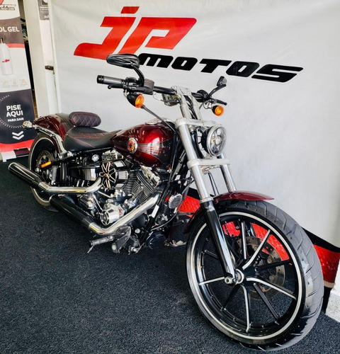 Harley Davidson Breakout 1600 2015 Vermelha