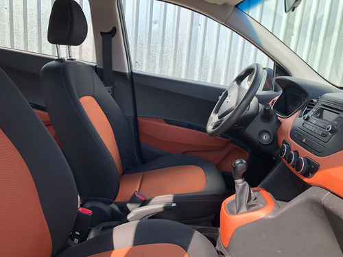 Imagen 9 de 15 de Hyundai Grand I10 2015 1.2 Hb Gls Mt