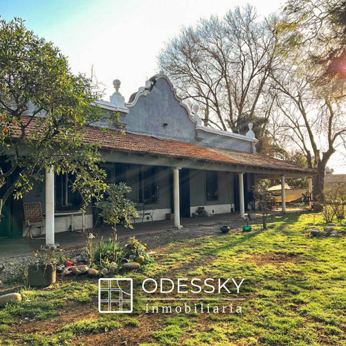Cañuelas-antigua Casona En Venta - Jose Hernandez Y Juncal -