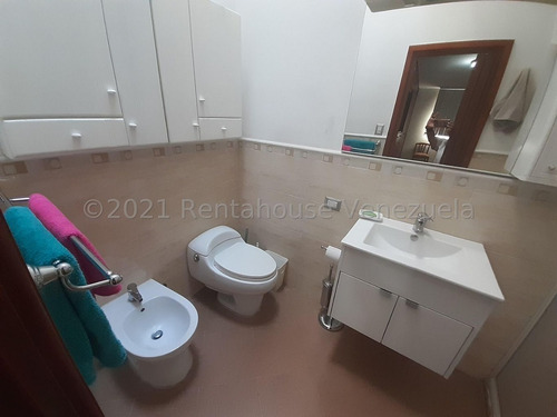 Imagen 10 de 12 de Townhouse En Venta En Barrio Sucre, Maracay 22-10019/ 0424-3392775
