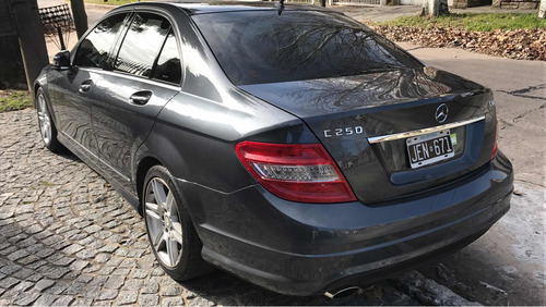 Mercedes-benz C250 Avantgard A/t 7vel.. Kit Amg,. 2011 Pemto