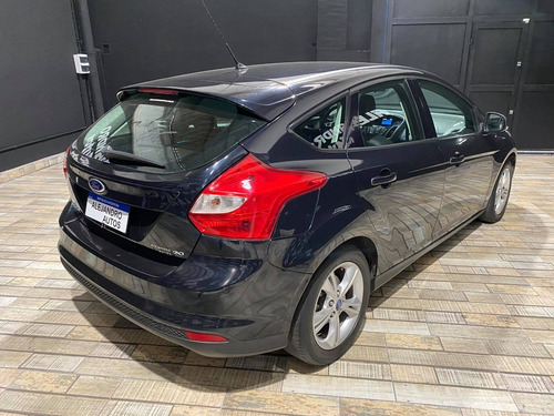 Ford Focus Se 2014
