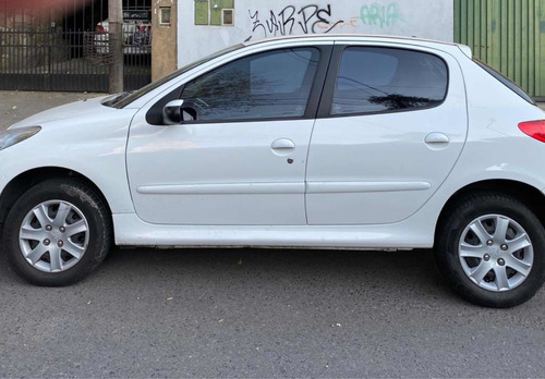 Peugeot 207 2016 1.4 Allure 75cv