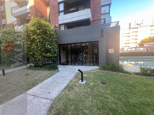 Departamento De 3 Ambientes Con Balcón En Alquiler