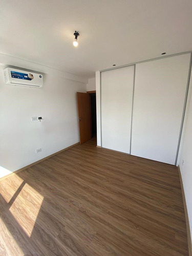 Departamento Nuevo. Torre Mas Alta De Berazategui.