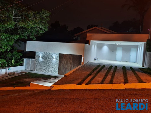 Imagem 1 de 15 de Casa Em Condomínio - Condomínio Villagio Capriccio - Sp - 602077