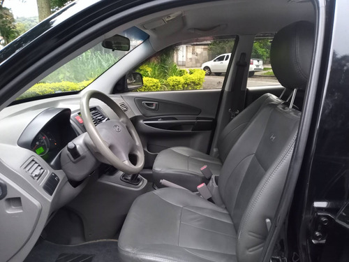 Hyundai Tucson 2.0 Mpfi Gl 16v 142cv 2wd Gasolina 4p Manual