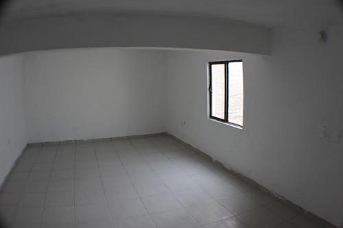 Imagen 9 de 12 de Que No Te La Ganen! Casa En Venta Colonia Insurgentes Sobre Avenida. - (2)