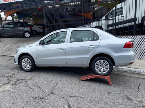 Volkswagen Voyage 2018 1.6 Msi Trendline Total Flex 4p