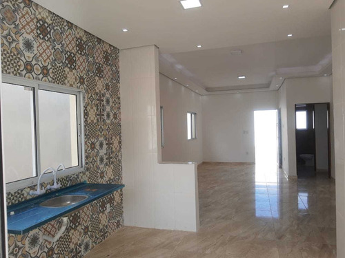 Imagem 5 de 13 de Linda Casa! 3 Dormitórios E Piscina! Ref.: 8534 E
