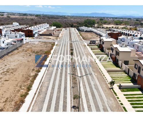 Casa Nueva Santorini En Preventa En Montellano Ii En V De Á