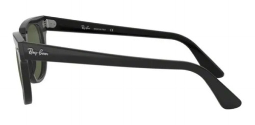 Imagen 4 de 4 de Anteojos de sol Ray-Ban Wayfarer Meteor Standard con marco de acetato color gloss black, lente green de cristal clásica, varilla gloss black de acetato - RB2168