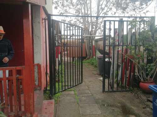 Casa Para Remodelar - Amplio Terreno