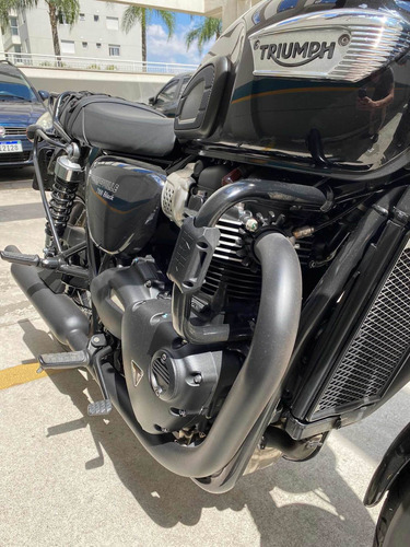 Imagem 5 de 11 de Triumph T100 Black