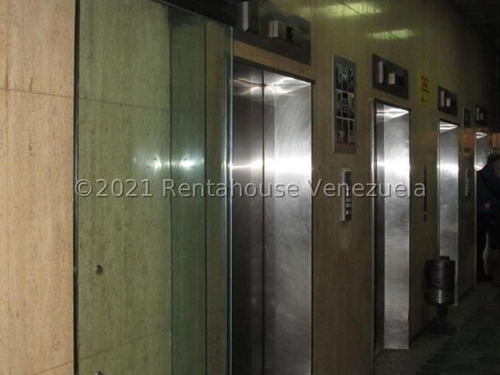 Imagen 2 de 12 de Tibizay Diaz Vende Oficina En Chacao 22-2139 0414-412-02-53