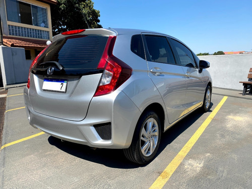 Imagem 4 de 13 de Honda Fit 2016 1.5 Lx 16v Flex 4p Automático