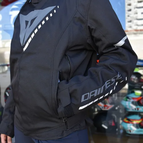 Jaqueta sales motociclista dainese