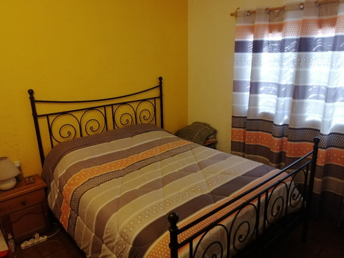 Casa Esquinera De Tres Dormitorios Y Amplio Patio En La Ciudad De Rocha.