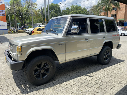 Mitsubishi Montero 3.0 V6 L146 Wagon