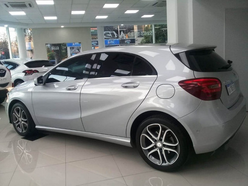 Mercedes Benz Clase A A200 Urban 1.6 At 5p 2017 U/m 70.000km