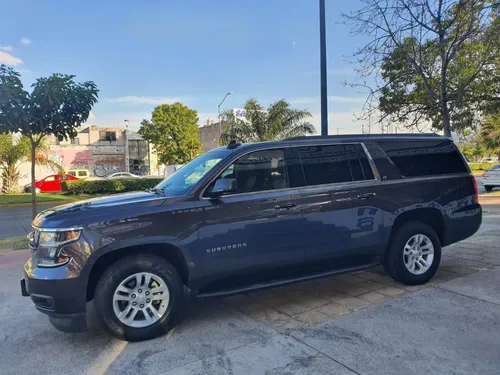 Chevrolet Suburban 5.4 Lt Piel Cubo At