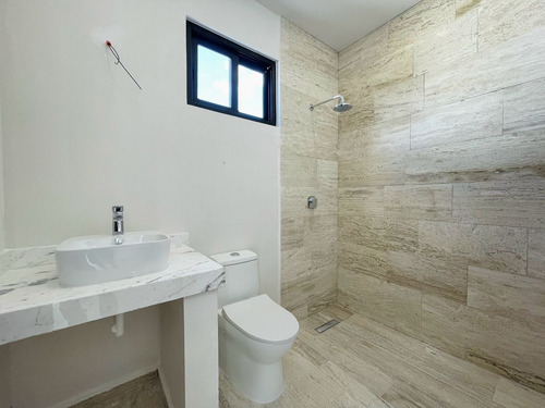 Casa En Venta Una Planta, Serenity Con 4 Recámaras Y Alberca, Mérida, Dzityá