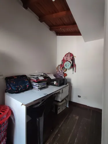 Casa En Venta En Niza. Cod V30475