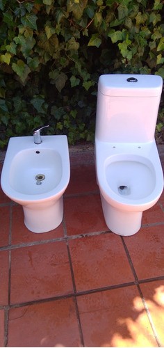 Juego Inodoro Y Bidet De Excelente Calidad