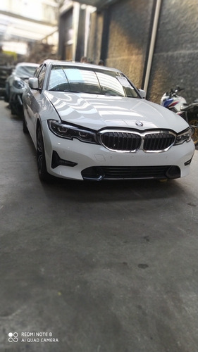 Bmw 330i Sedã